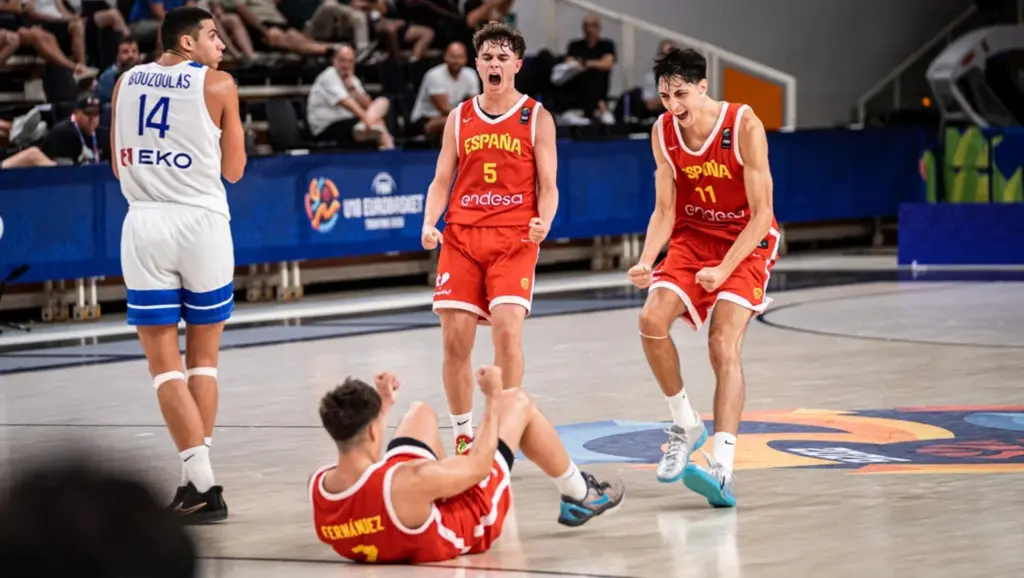España firma una remontada histórica y se mete en semifinales del Eurobasket U18 tras ir… ¡29 abajo!