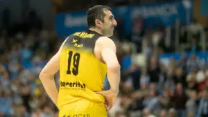 El mensaje del presidente de La Laguna Tenerife sobre la situación de Giorgi Shermadini tras su arritmia cardiaca