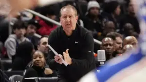 Entrevista con Bryan Gates, asistente de los Philadelphia 76ers: «Me encantan los movimientos que hemos hecho en este mercado»