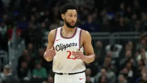 Ben Simmons firma con los Sacramento Kings y regresa a la NBA