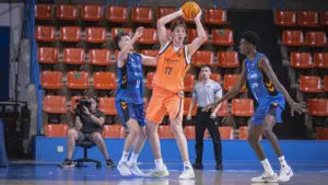 Jan Cerdán abre la Liga U22 26/27 con el mejor partido de su carrera en esta competición