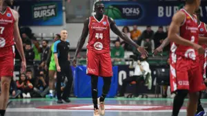 Jilson Bango regresa a Casademont Zaragoza y pasará por quirófano: Así es el estado de su rodilla