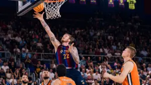 Olek Balcerowski firma un debut perfecto con el Barça en Liga Endesa con su récord de valoración