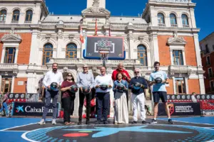 Valladolid vive una gran jornada de baloncesto de la mano del ‘Circuito 3×3 CaixaBank’
