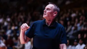 Las palabras de Roberto Íñiguez tras la tercera derrota de SPAR Girona en Liga Femenina Endesa