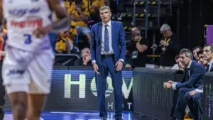 Las palabras de Velimir Perasovic tras la derrota de Kosner Baskonia ante La Laguna Tenerife