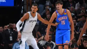 Aday Mara irrumpe en la NBA: tapón a Wembanyama y mate en un debut espectacular