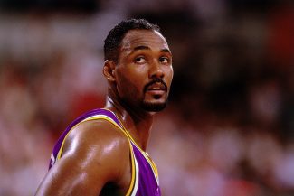 La cima de ‘El Cartero’: Recuerdo al mejor partido anotador de Karl Malone en la NBA (Vídeo)