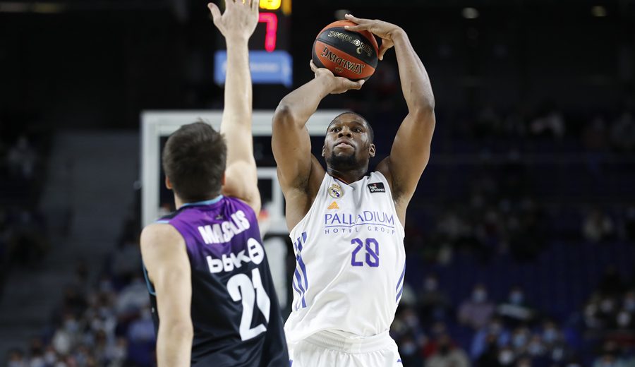 OFICIAL Guerschon Yabusele renueva con el Real Madrid hasta 2025