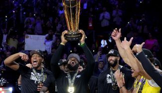El mejor en la primera Copa NBA de la historia: LeBron James se lleva el trofeo al MVP