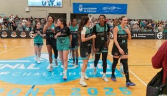 El CAB Estepona asciende a la Liga Femenina Endesa por primera vez en su historia