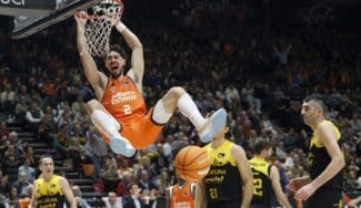 El Valencia Basket renueva a su primera pieza de cara a la próxima temporada