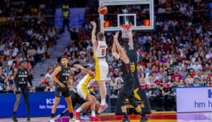 España lucha ante Alemania y cede en la prórroga con un decisivo Schroder