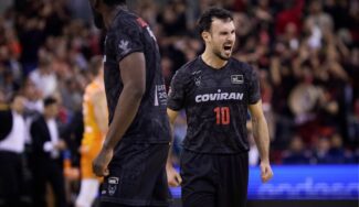 Coviran Granada se estrena en Liga Endesa tumbando al invicto y líder Valencia Baket