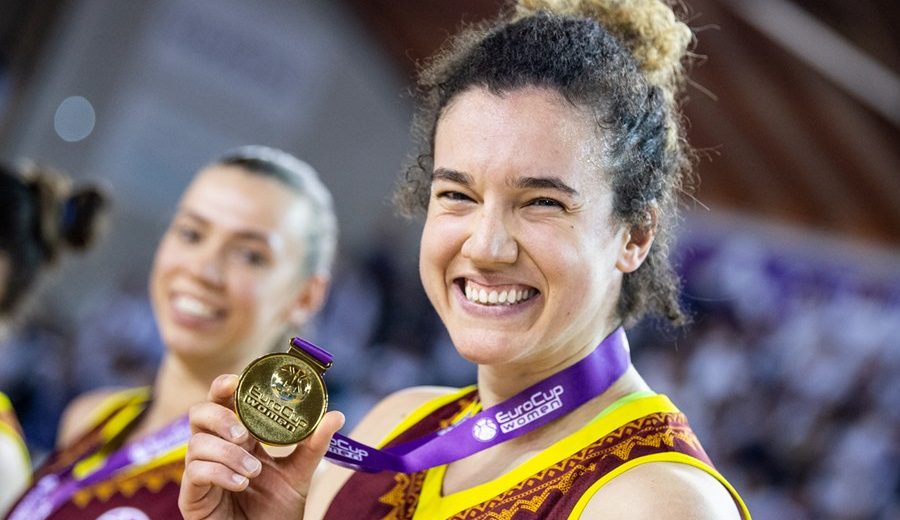 Laura Nicholls (Nadezhda); Foto: FIBA