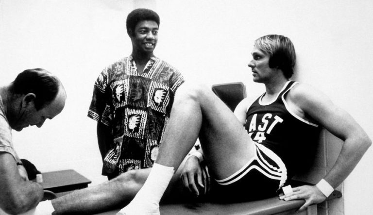 ‘Oscar Robertson y la dignidad’ por Gonzalo Vázquez