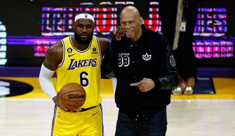 LeBron James y Kareem Abdul-Jabbar, máximos anotadores NBA