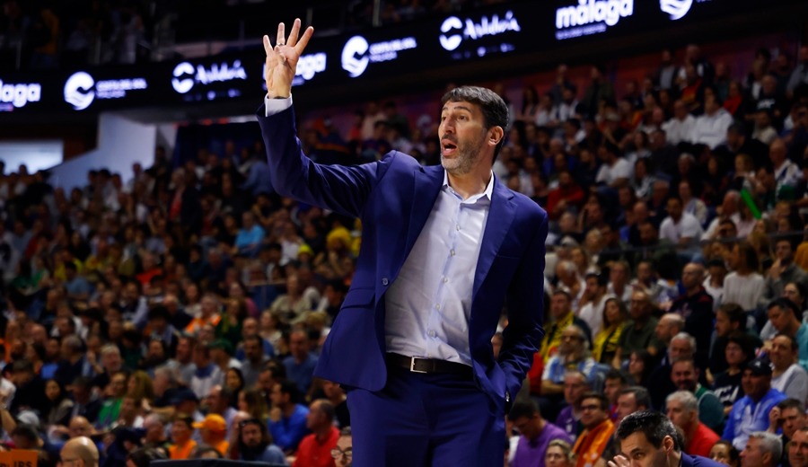 Álex Mumbrú