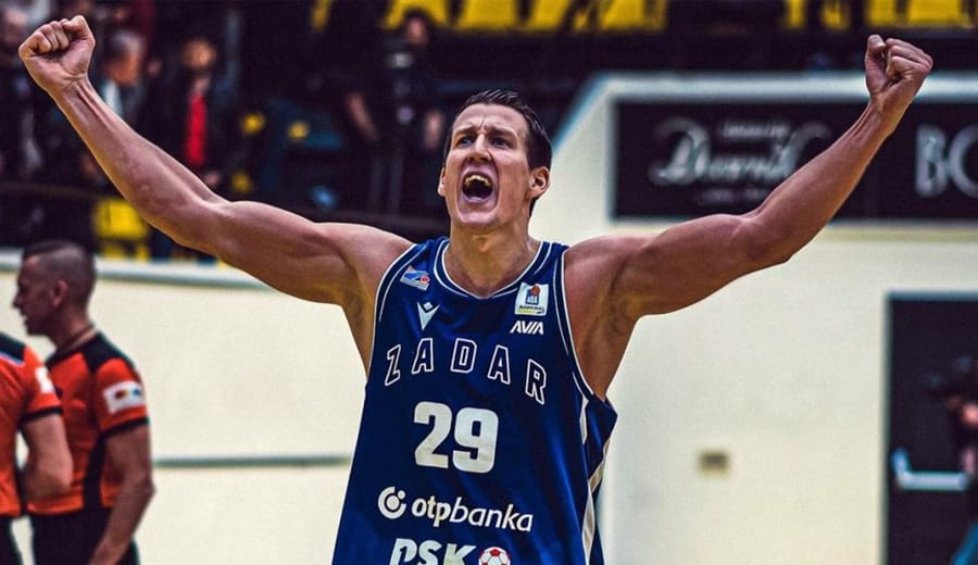 Luka Bozic cesión