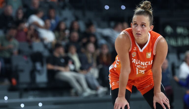 Leo Fiebich lidera la remontada de Valencia Basket y completa su mejor partido en España