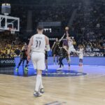 La canasta ganadora de Sergio Llull para dar el triunfo al Real Madrid en Tenerife