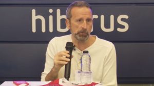 Las primeras declaraciones de Joan Plaza en Zaragoza: «Es momento de apretar los dientes»