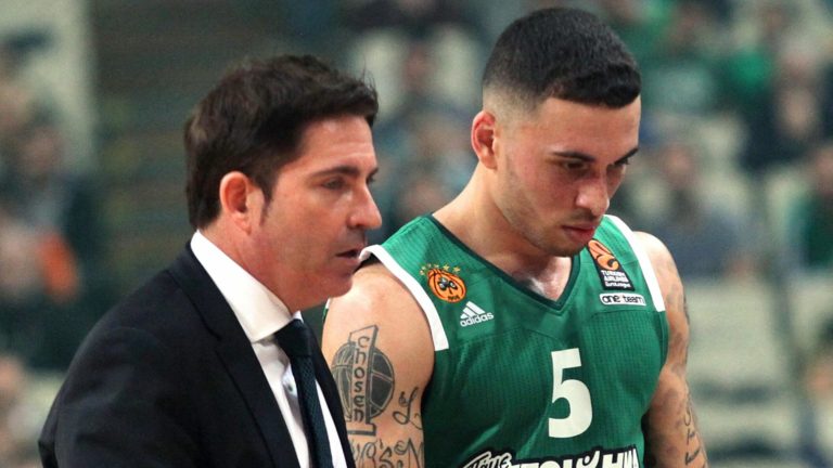 El elogio de Mike James hacia Xavi Pascual: «Ha sido el mejor entrenador que he tenido en cuanto a táctica»