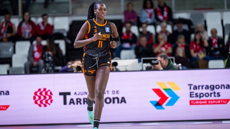 Awa Fam jugará en Project B tras el pago de una cláusula a Valencia Basket