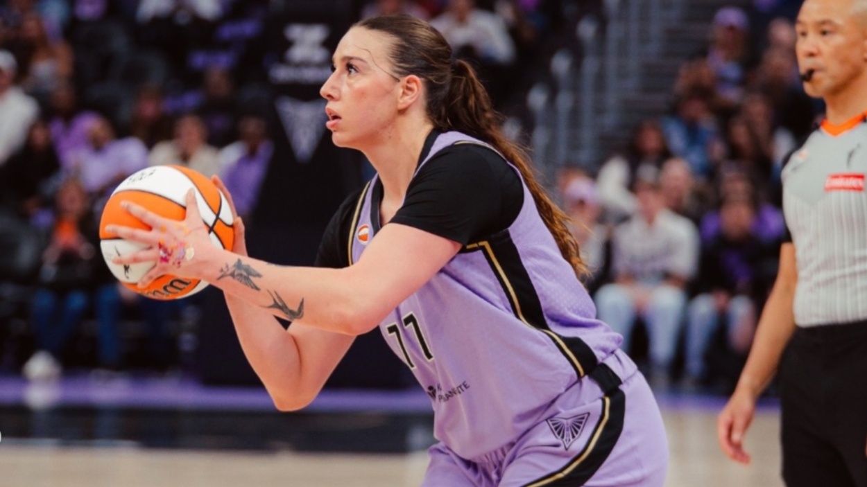 Marta Suárez durante su etapa con Golden State Valkyries en la WNBA