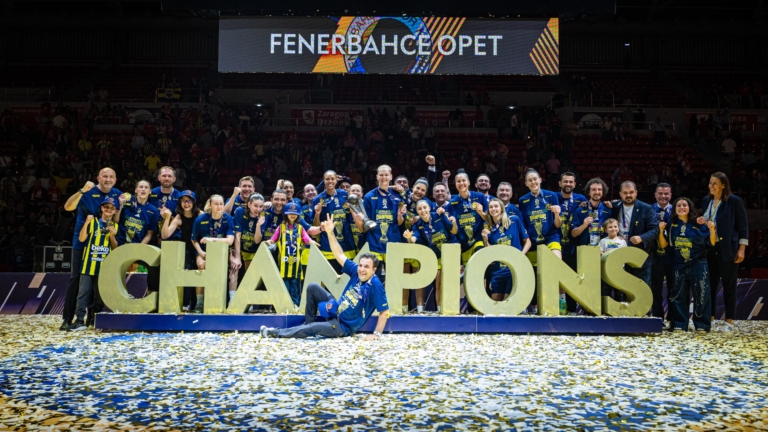 El Fenerbahçe de Miguel Méndez vuelve a lo más alto con la MVP Julie Allemand y Emma Meesseman