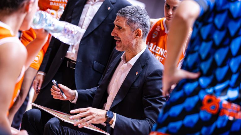 Rubén Burgos no seguirá al frente del banquillo en Valencia Basket: Toda la info sobre el movimiento