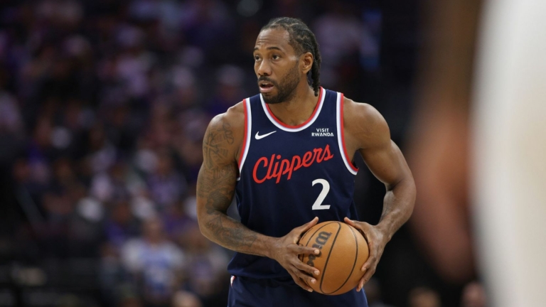 Giro en el caso Kawhi Leonard: Bloqueado temporalmente su traspaso a los Raptors por la investigación de la NBA a los Clippers